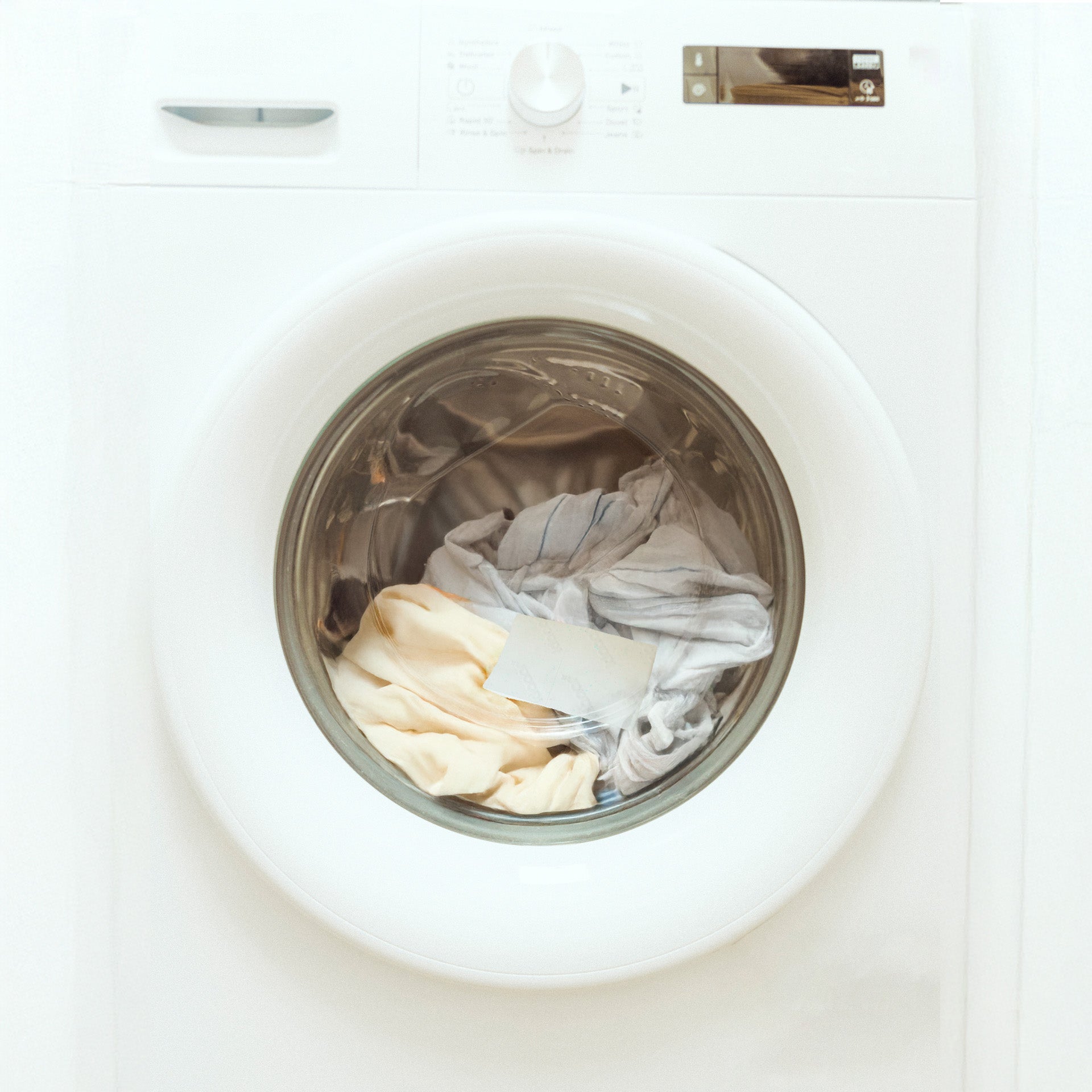 KLAAAR WASSTRIPS VOOR GEKLEURDE WAS (40 wasbeurten) image 2