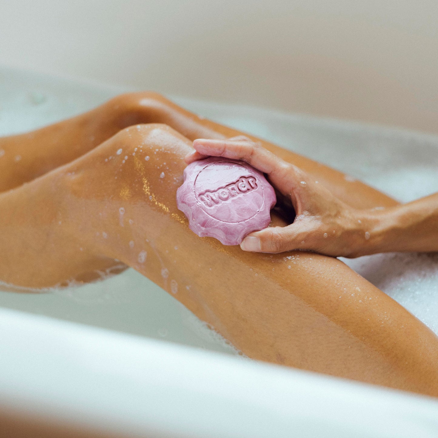 The Wondr of Gifting | Limited Edition Cinnamon All-in-One Bar