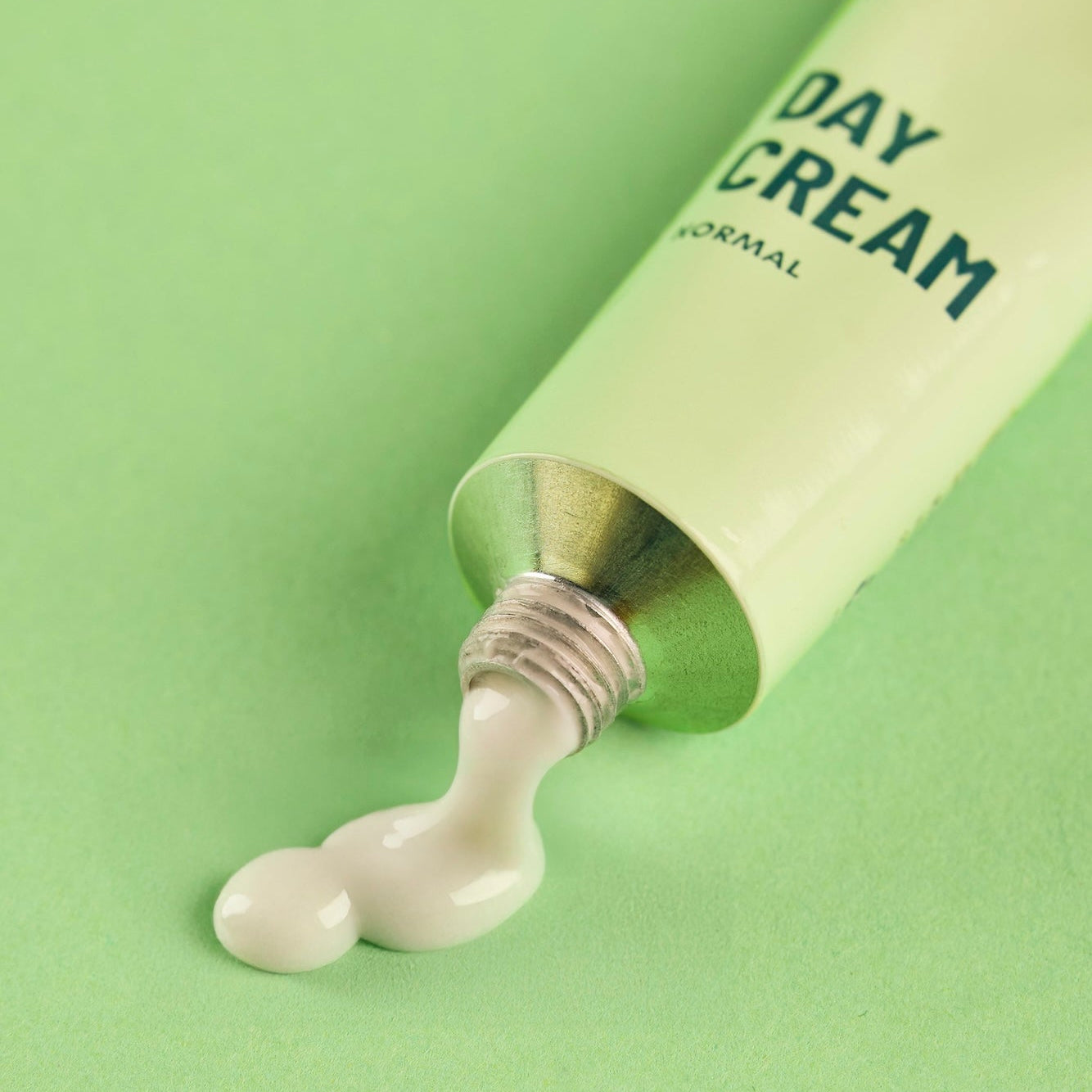 DAY CREAM | Normal skin image 7
