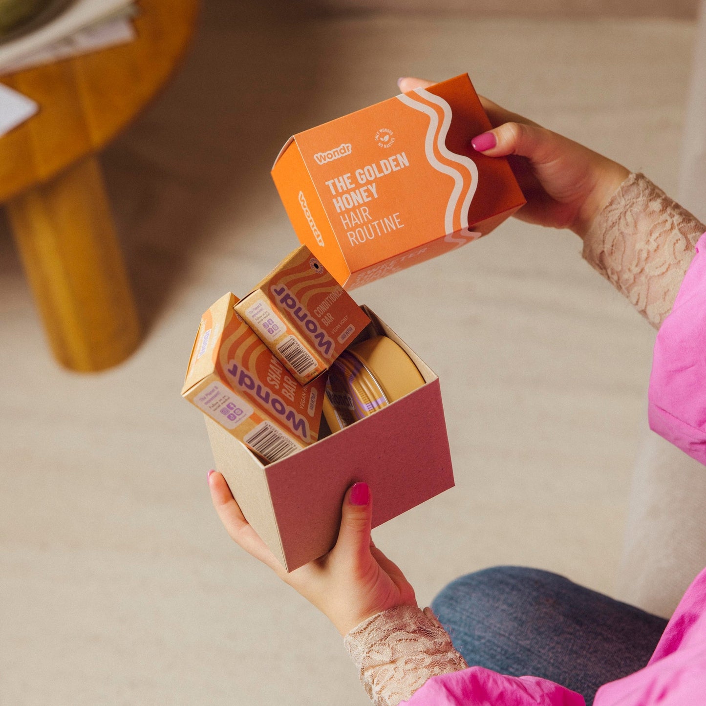 The Golden Honey Hair Routine | WONDR Cadeau